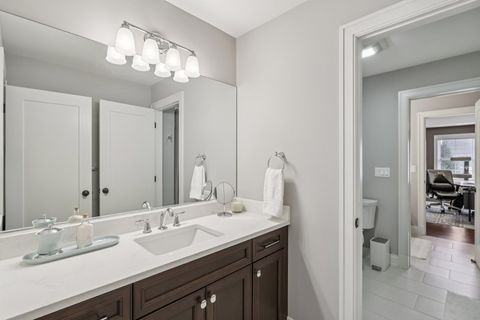 Tiny photo for 757 S Saylor Avenue, Elmhurst, IL 60126 (MLS # 12447659)