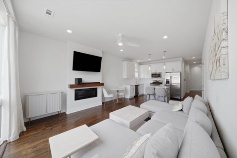 Tiny photo for 6606 S University Avenue #2, Chicago, IL 60637 (MLS # 12743083)