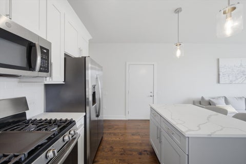 Tiny photo for 6606 S University Avenue #2, Chicago, IL 60637 (MLS # 12743083)