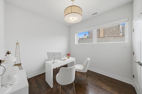 Tiny photo for 6606 S University Avenue #2, Chicago, IL 60637 (MLS # 12743083)