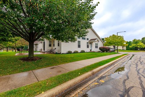 Tiny photo for 1022 Edinburgh Court, Joliet, IL 60431 (MLS # 12477115)