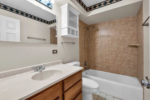 Tiny photo for 7952 MADISON Street #2E, River Forest, IL 60305 (MLS # 12529284)