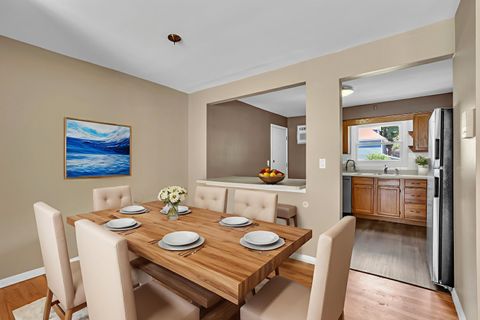 Tiny photo for 7952 MADISON Street #2E, River Forest, IL 60305 (MLS # 12529284)