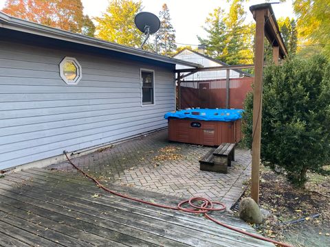 Tiny photo for 10 Briar Lane, Geneva, IL 60134 (MLS # 12502295)