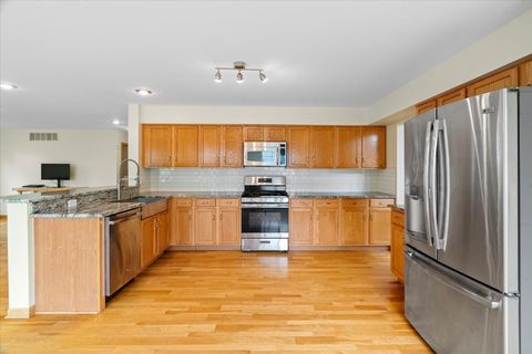 Tiny photo for 1100 Franklin Street, Mundelein, IL 60060 (MLS # 12467794)