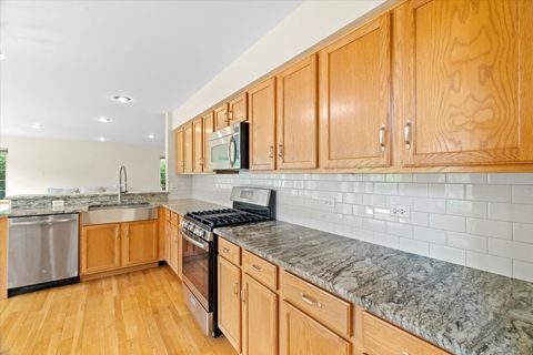 Tiny photo for 1100 Franklin Street, Mundelein, IL 60060 (MLS # 12467794)