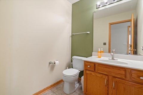 Tiny photo for 1100 Franklin Street, Mundelein, IL 60060 (MLS # 12467794)