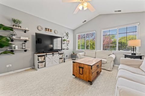 Tiny photo for 217 Sierra Pass Drive, Schaumburg, IL 60194 (MLS # 12499150)