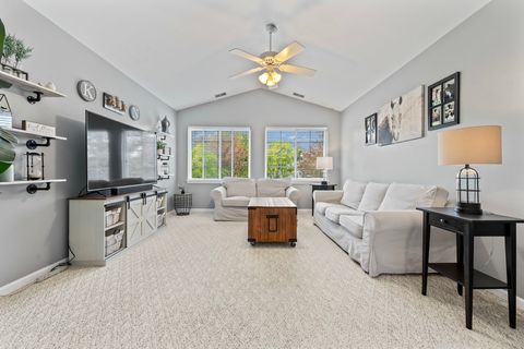 Tiny photo for 217 Sierra Pass Drive, Schaumburg, IL 60194 (MLS # 12499150)
