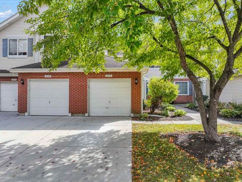 Tiny photo for 217 Sierra Pass Drive, Schaumburg, IL 60194 (MLS # 12499150)