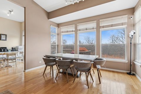 Tiny photo for 272 Prairie View Lane, Wheeling, IL 60090 (MLS # 12581537)