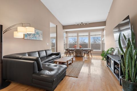 Tiny photo for 272 Prairie View Lane, Wheeling, IL 60090 (MLS # 12581537)