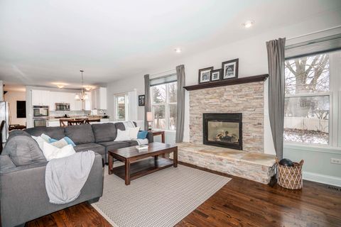 Tiny photo for 845 Barclay Drive, Bolingbrook, IL 60440 (MLS # 12562510)