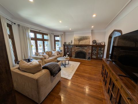 Tiny photo for 6042 N Mason Avenue, Chicago, IL 60646 (MLS # 12609533)