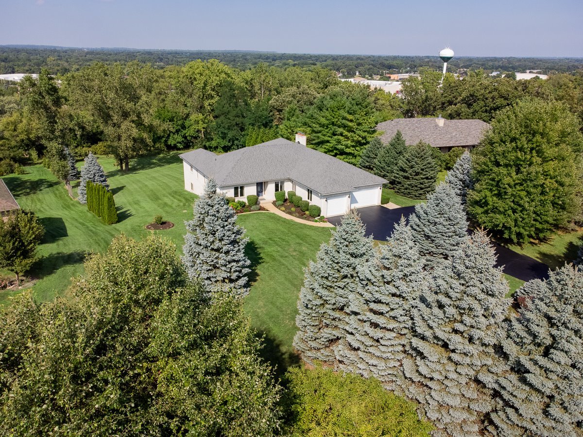 2620 Rolling Oaks Road