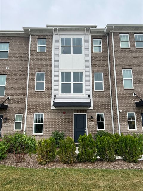 1058 E Oakton Street Des Plaines IL 60018