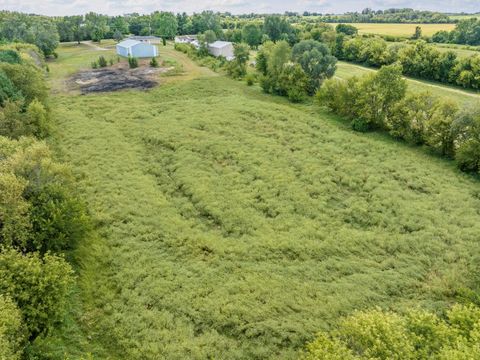 Tiny photo for 13915 Berglund Road, Winnebago, IL 61088 (MLS # 12466942)
