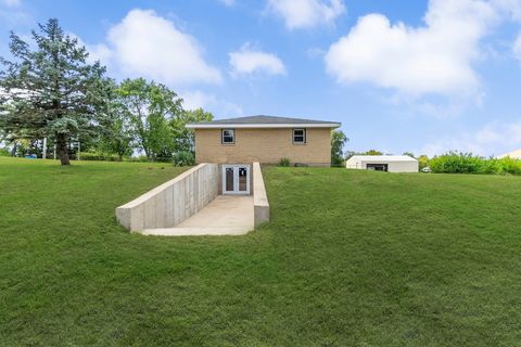 Tiny photo for 13915 Berglund Road, Winnebago, IL 61088 (MLS # 12466942)