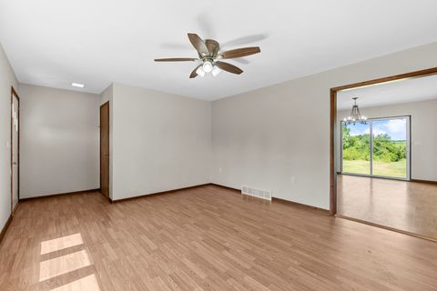 Tiny photo for 13915 Berglund Road, Winnebago, IL 61088 (MLS # 12466942)