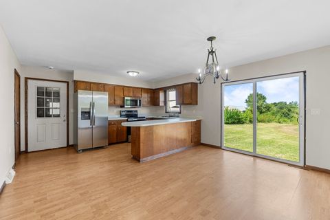 Tiny photo for 13915 Berglund Road, Winnebago, IL 61088 (MLS # 12466942)