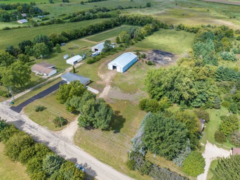 Tiny photo for 13915 Berglund Road, Winnebago, IL 61088 (MLS # 12466942)