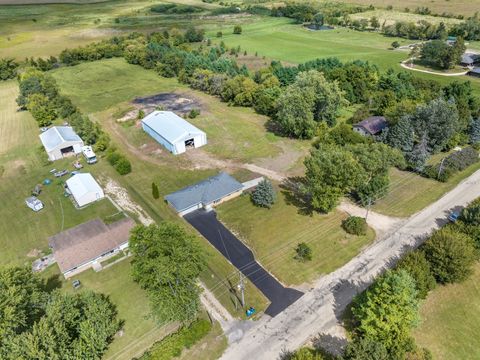 Tiny photo for 13915 Berglund Road, Winnebago, IL 61088 (MLS # 12466942)