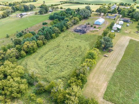 Tiny photo for 13915 Berglund Road, Winnebago, IL 61088 (MLS # 12466942)