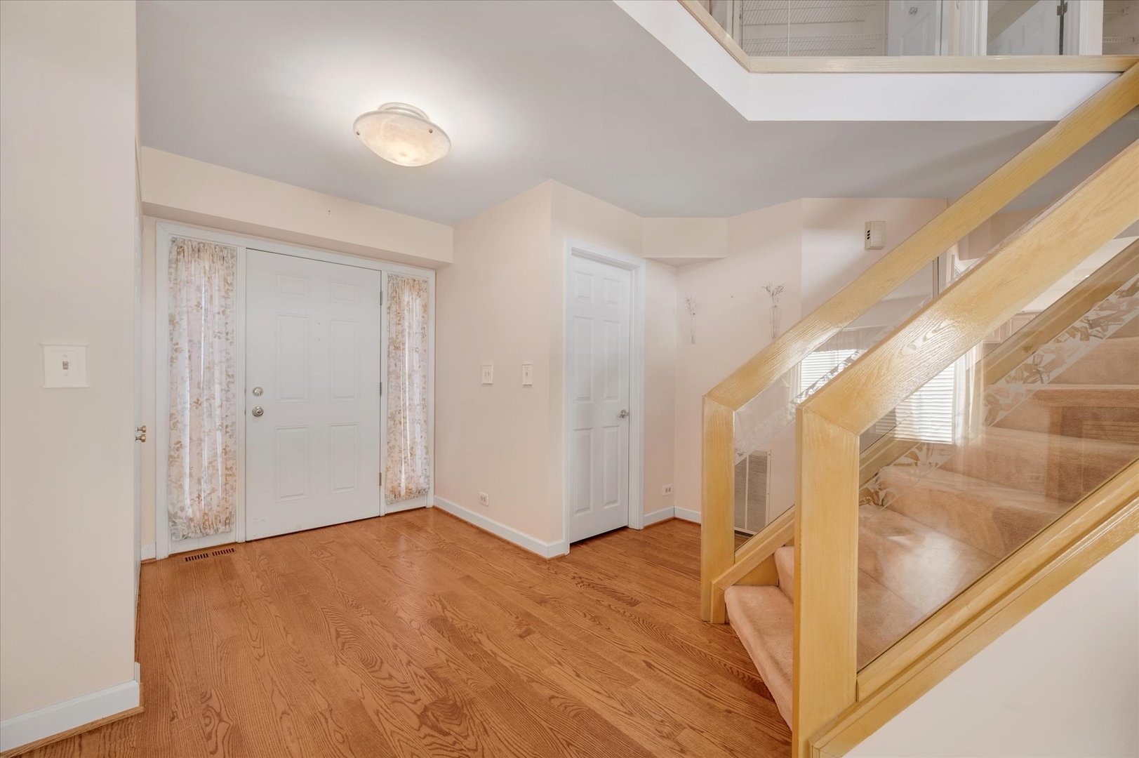 475 Sarah Court