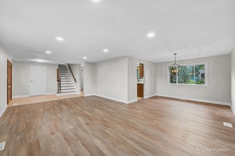Tiny photo for 415 Laconia Lane, Schaumburg, IL 60193 (MLS # 12478334)