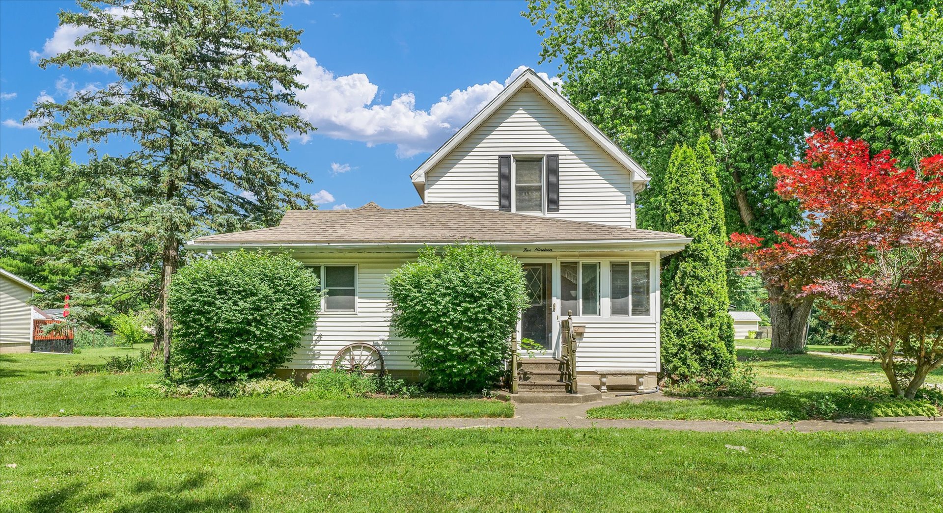 519 S 4th Street