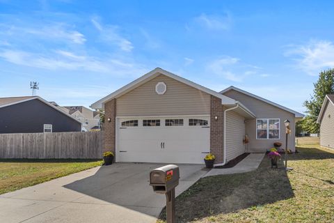 3723 Sandstone Drive Champaign IL 61822