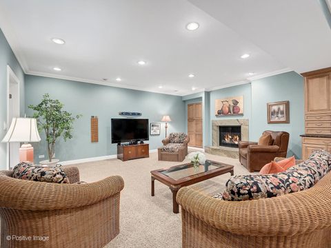 Tiny photo for 802 Kenmare Drive, Burr Ridge, IL 60527 (MLS # 12506319)