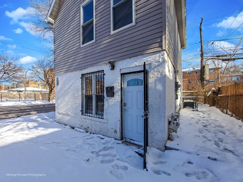 Tiny photo for 1715 E 70th Street, Chicago, IL 60649 (MLS # 12527778)