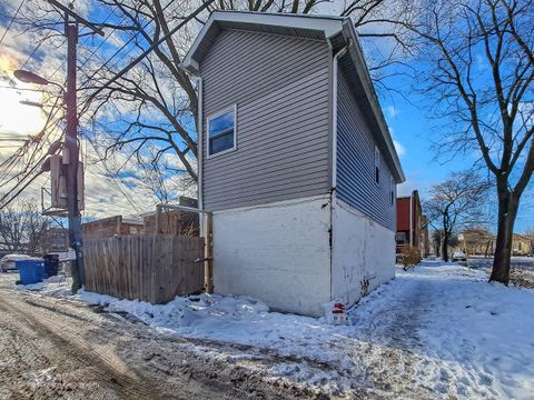 Tiny photo for 1715 E 70th Street, Chicago, IL 60649 (MLS # 12527778)