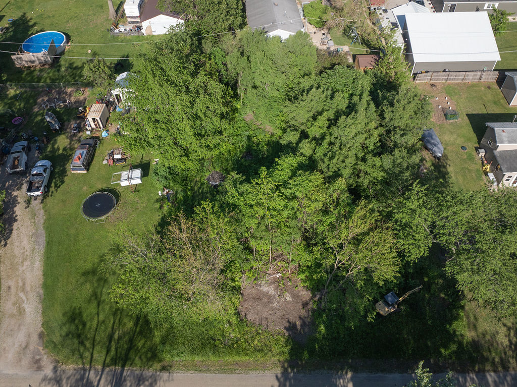 146 N Robert Drive