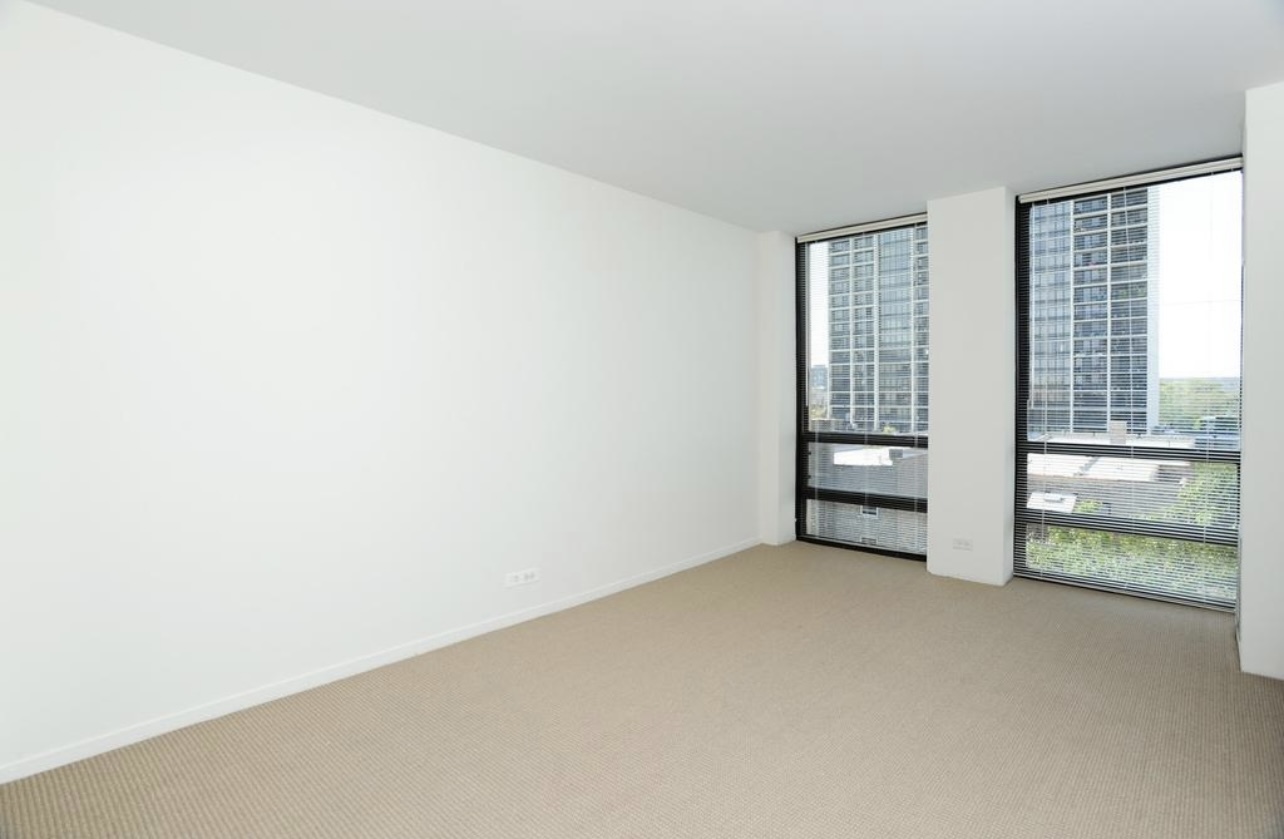 1660 N LaSalle Drive 608