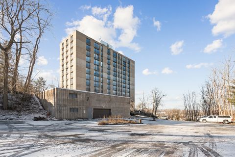 Tiny photo for 1800 7th Street #11C, East Moline, IL 61244 (MLS # 12558941)