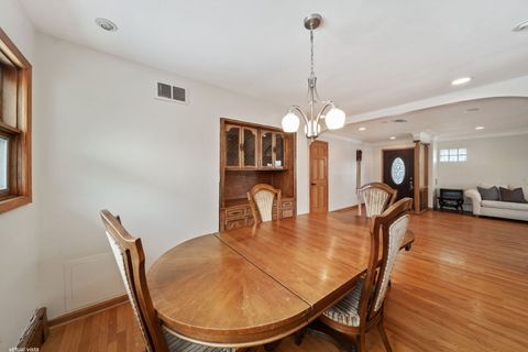 Tiny photo for 5000 N Oconto Avenue, Harwood Heights, IL 60706 (MLS # 12526142)