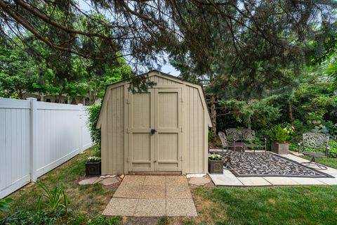 Tiny photo for 856 Fieldcrest Drive, Bolingbrook, IL 60490 (MLS # 12426331)