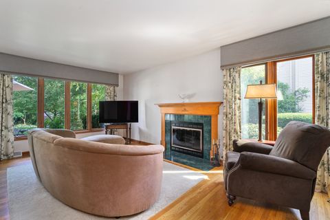 Tiny photo for 856 Fieldcrest Drive, Bolingbrook, IL 60490 (MLS # 12426331)