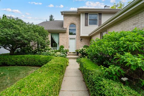 Tiny photo for 856 Fieldcrest Drive, Bolingbrook, IL 60490 (MLS # 12426331)