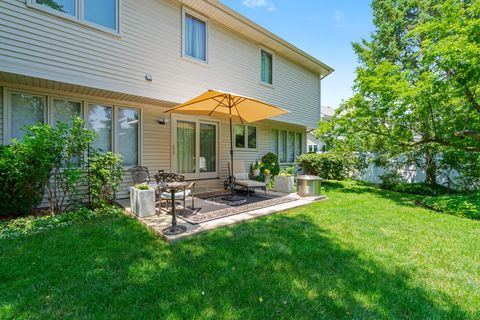 Tiny photo for 856 Fieldcrest Drive, Bolingbrook, IL 60490 (MLS # 12426331)