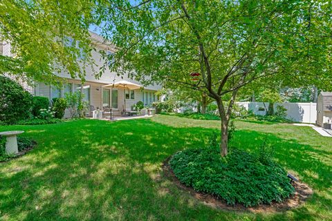 Tiny photo for 856 Fieldcrest Drive, Bolingbrook, IL 60490 (MLS # 12426331)
