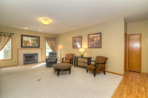 Tiny photo for 515 Madison Lane, Elgin, IL 60123 (MLS # 12485697)