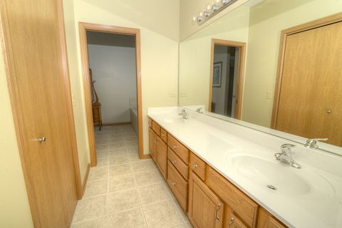 Tiny photo for 515 Madison Lane, Elgin, IL 60123 (MLS # 12485697)