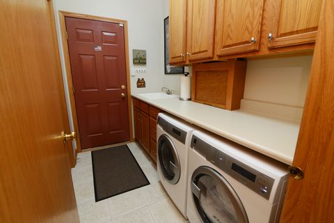 Tiny photo for 515 Madison Lane, Elgin, IL 60123 (MLS # 12485697)