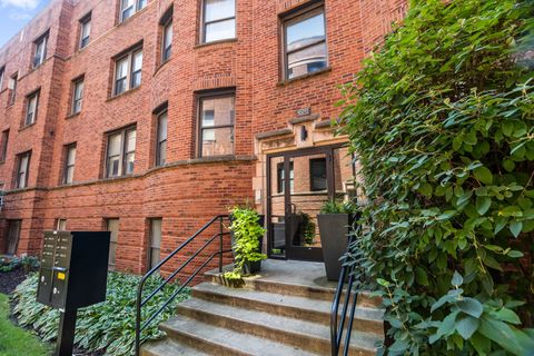 Photo of 4529.5 S Drexel Boulevard #3E, Chicago, IL 60653 (MLS # 12450007) Photo of 4529.5 S Drexel Boulevard #3E, Chicago, IL 60653 (MLS # 12450007)
