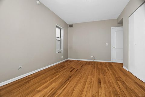 Tiny photo for 4529.5 S Drexel Boulevard #3E, Chicago, IL 60653 (MLS # 12450007)