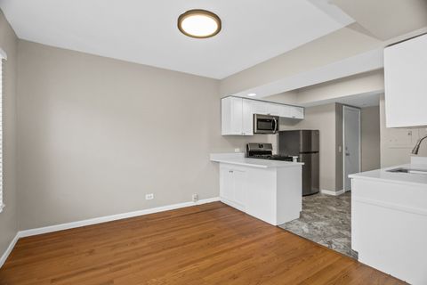 Tiny photo for 4529.5 S Drexel Boulevard #3E, Chicago, IL 60653 (MLS # 12450007)