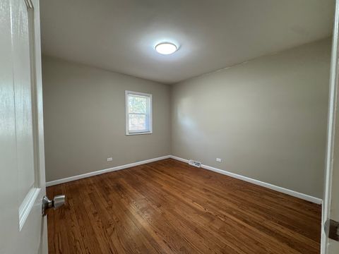 Tiny photo for 7838 W 73RD Place, Bridgeview, IL 60455 (MLS # 12484924)